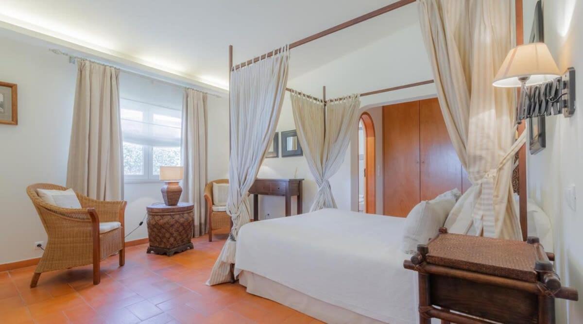 Villa Prado - Beautiful Beachfront Villa Albufeira Bagian luar foto